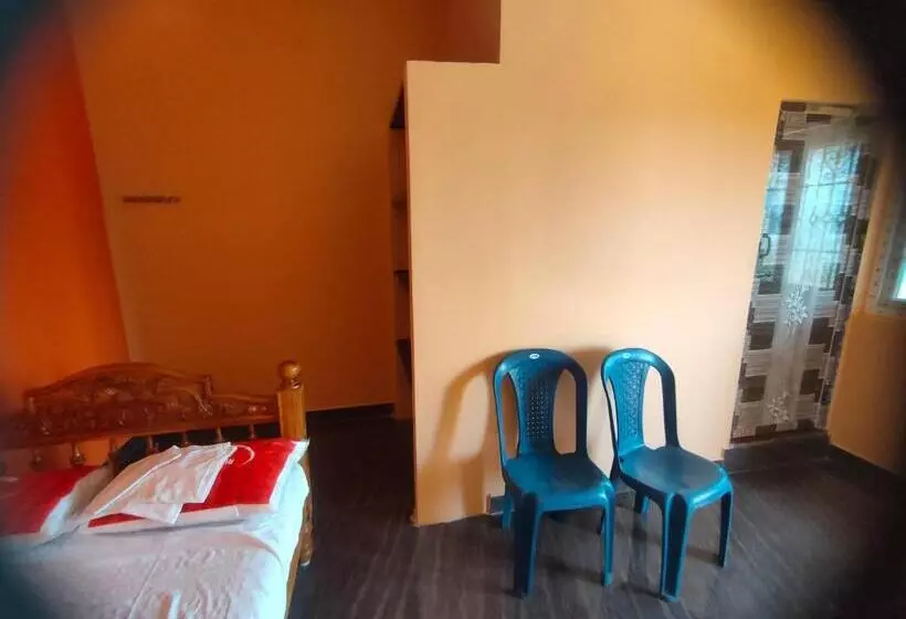 Hotelli Pushpa Mahal A/c & Pushpa Residency