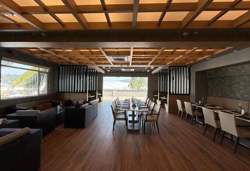 Отель Sand Heaven