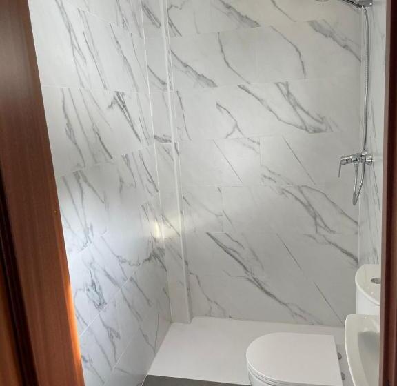 بنسيون Apartamentos Leonor