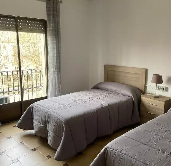 Majatalo Apartamentos Leonor