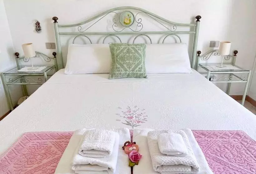 ペンション Camera Ponente