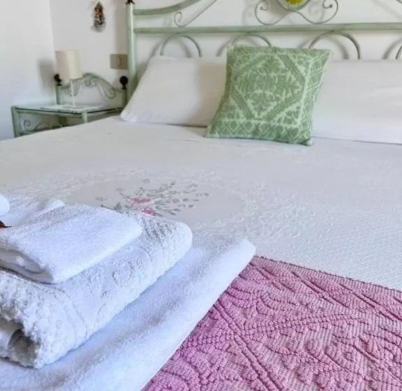 ペンション Camera Ponente