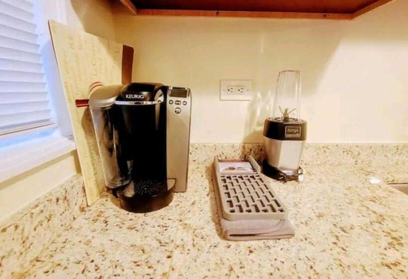 پانسیون Chateau De Woodlawn   Room Ii   Le Parisienne