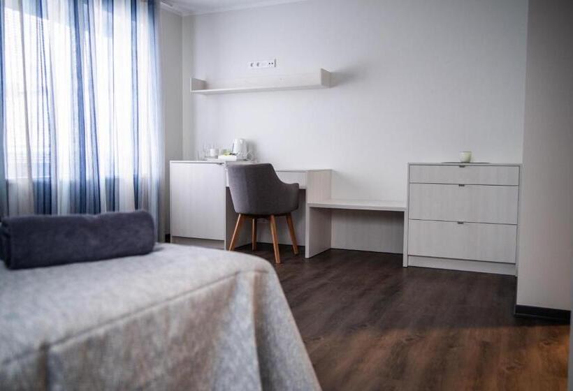 پانسیون Good Mood Guesthouse