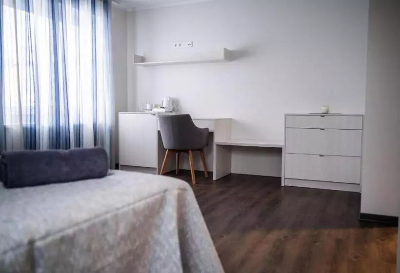 پانسیون Good Mood Guesthouse