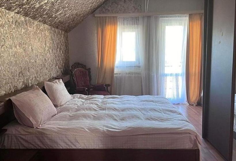 پانسیون Homely House For You