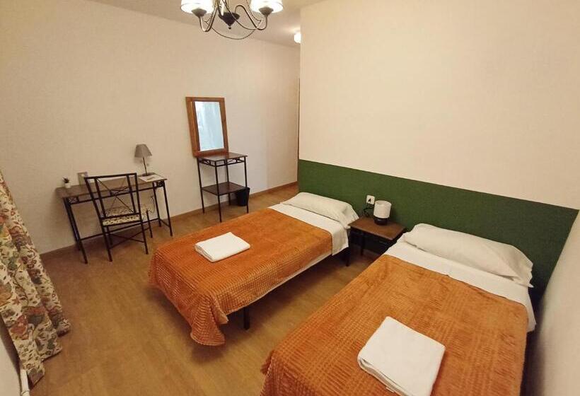 بنسيون Hostal Rural Alto Tajo Poveda