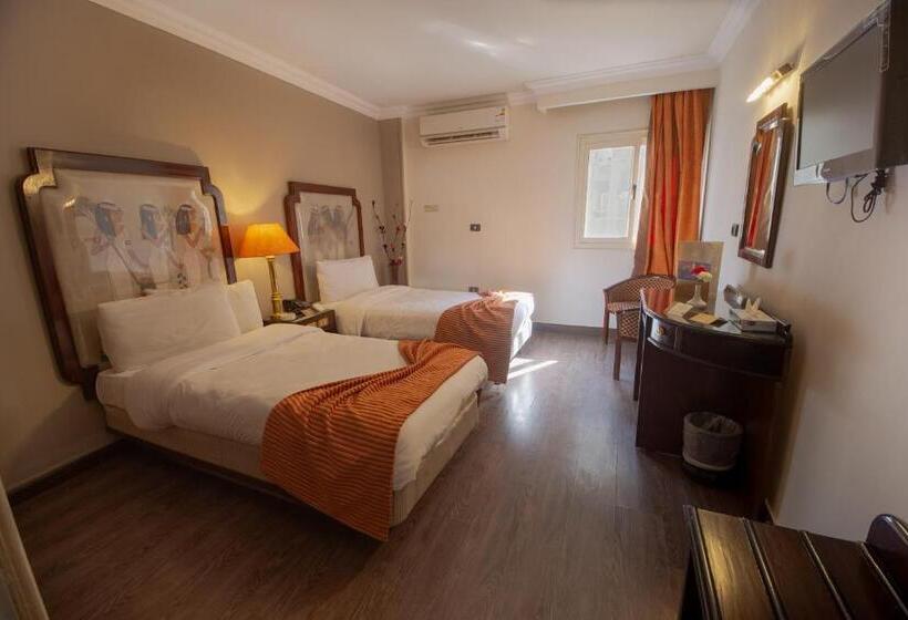 Zayed Hotel & Apartments