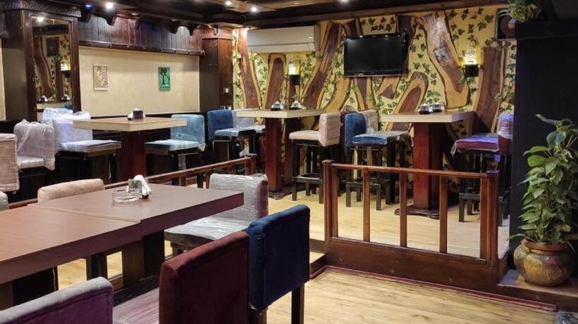 Zayed Hotel & Apartments