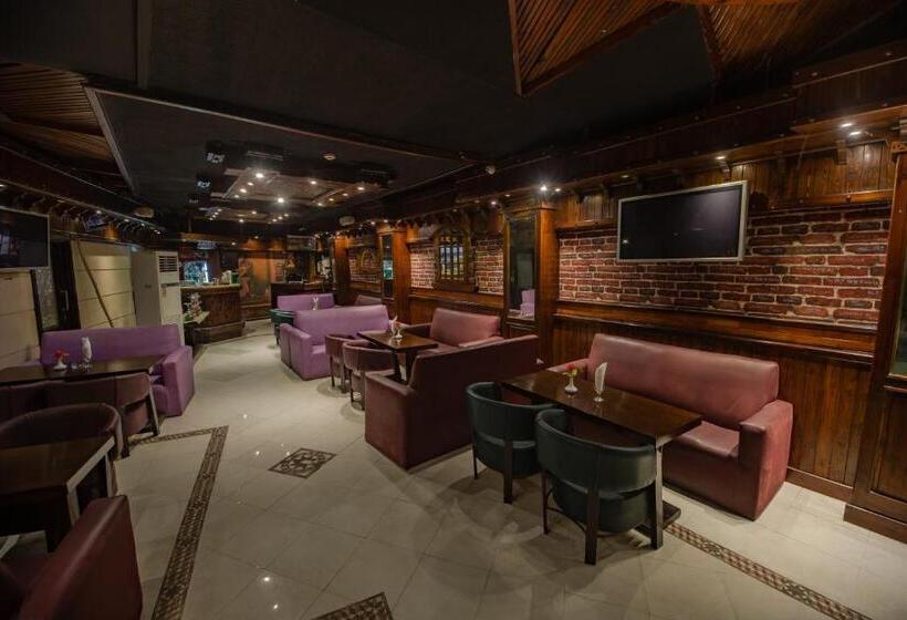 Zayed Hotel & Apartments