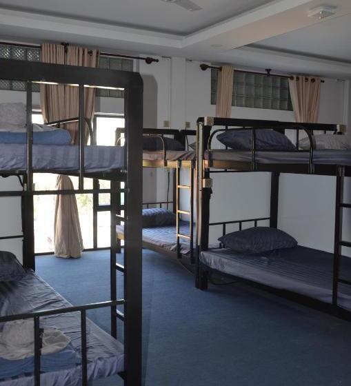 Schronisko Cosmos Guesthouse Snack Bar