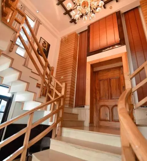 ベッドアンドブレックファースト 7 Oak Sanjauli Bed&breakfast