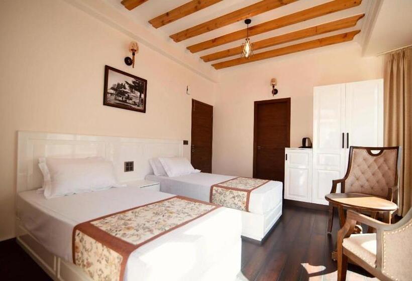 Bed and Breakfast 7 Oak Sanjauli Bed&breakfast