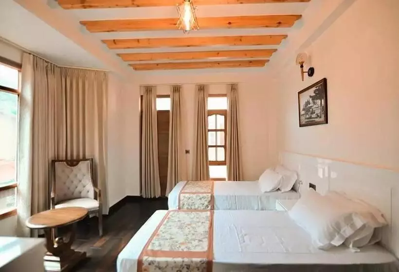 ベッドアンドブレックファースト 7 Oak Sanjauli Bed&breakfast