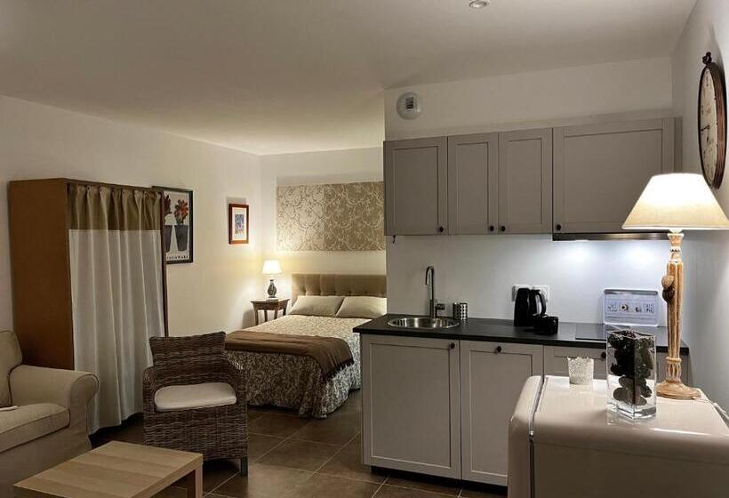 ベッドアンドブレックファースト Chambre D Hôtes Du Val Fleuri