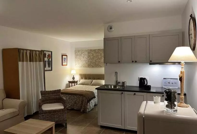 ベッドアンドブレックファースト Chambre D Hôtes Du Val Fleuri