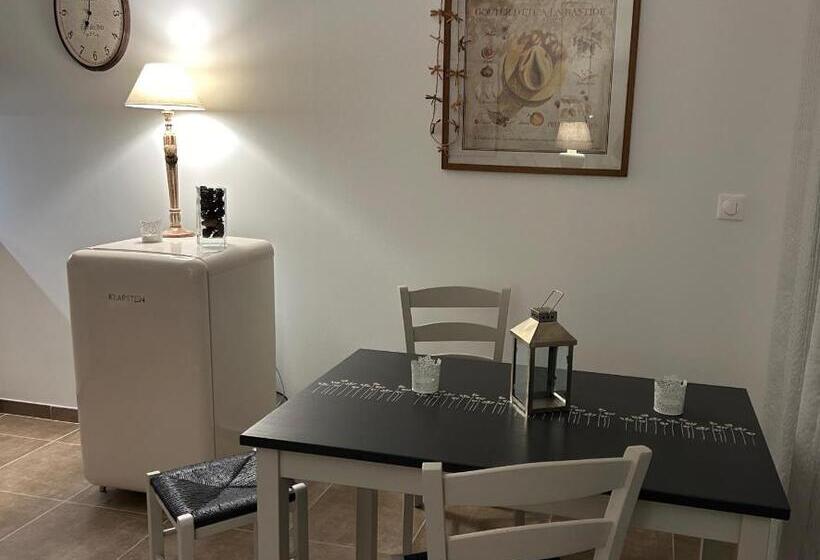 ベッドアンドブレックファースト Chambre D Hôtes Du Val Fleuri