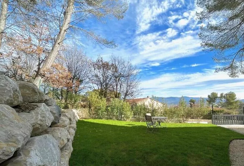 ベッドアンドブレックファースト Chambre D Hôtes Du Val Fleuri