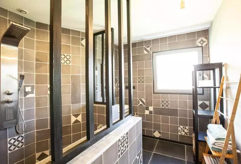 ベッドアンドブレックファースト Maison Calme, Près Du Puy Du Fou