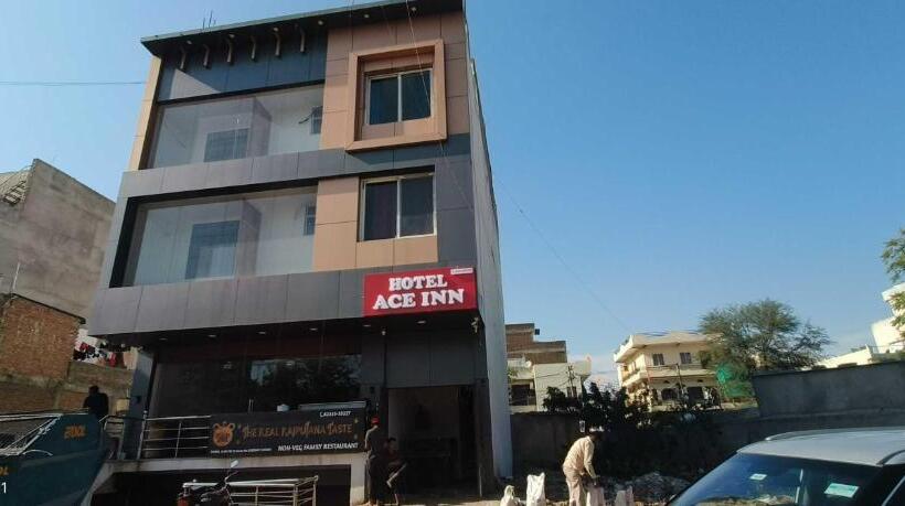 Collection O Hotel Ace Inn