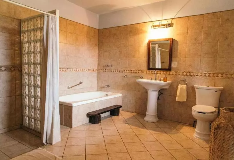 Hotelli Bombon Guesthouse