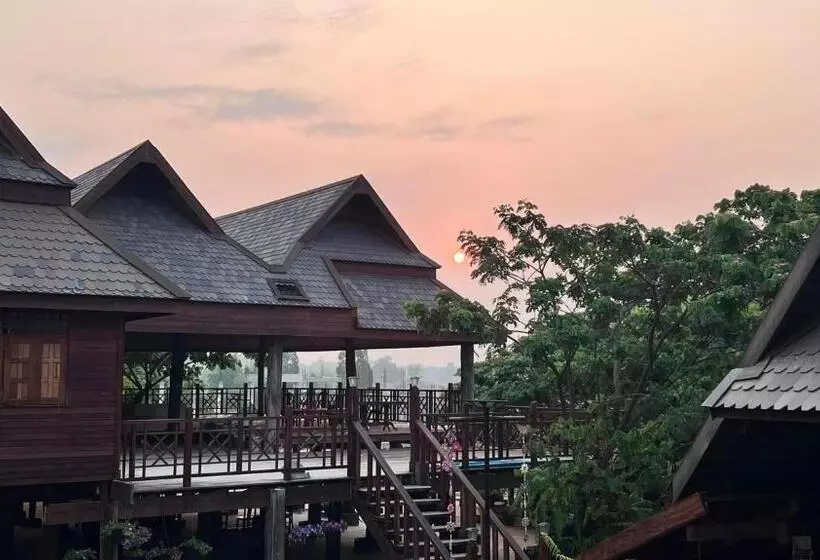 ホテル อีสานบ้านเฮาฟาร์ม Esan Banhao Farm