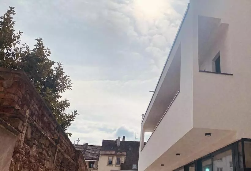 هتل Guesthouse Große Linde