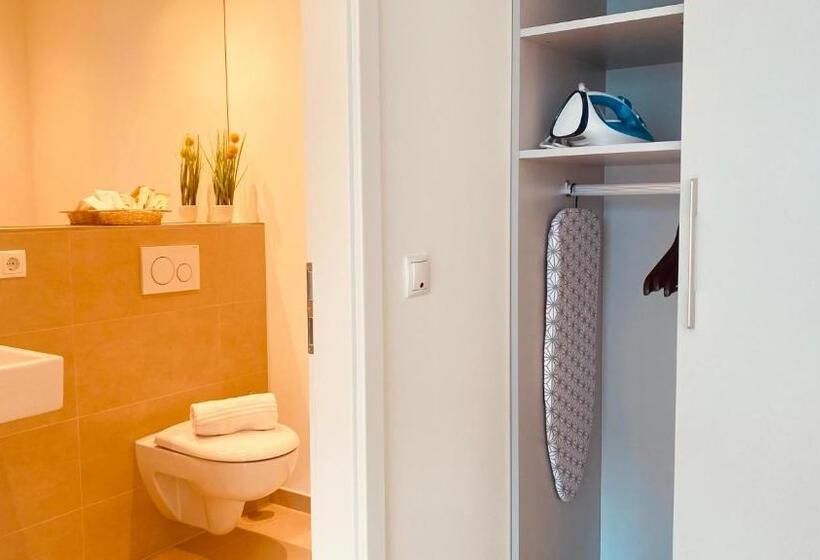 هتل Guesthouse Große Linde