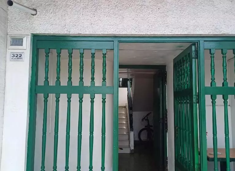 هتل Julia House