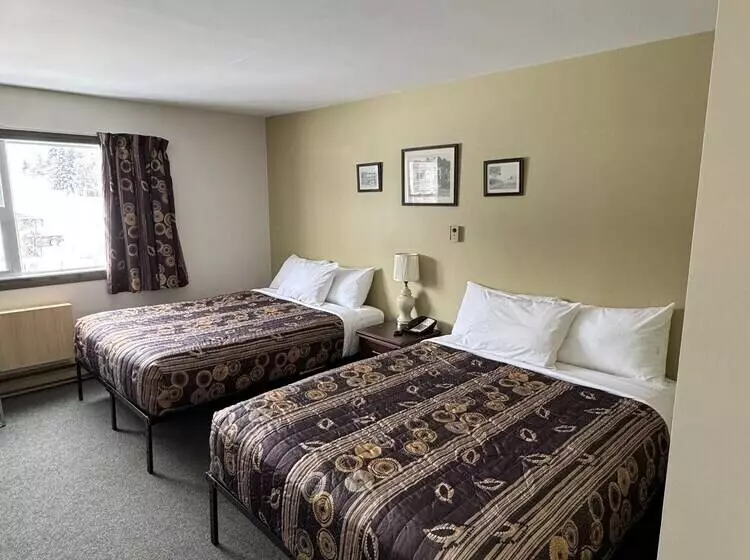 Hotelli Minnedosa Inn