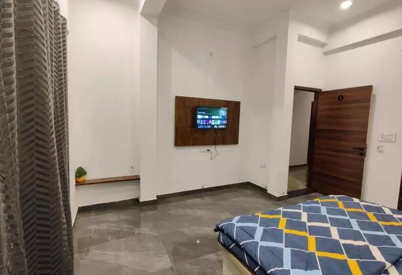 Hotelli Neelkanth Prime Retreat, Kekri