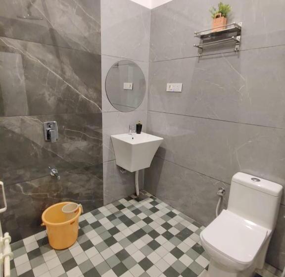 בית מלון כפרי Neelkanth Prime Retreat, Kekri