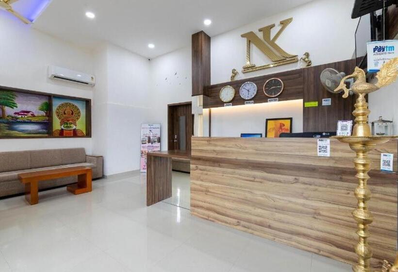 ホテル Nirvikalpa