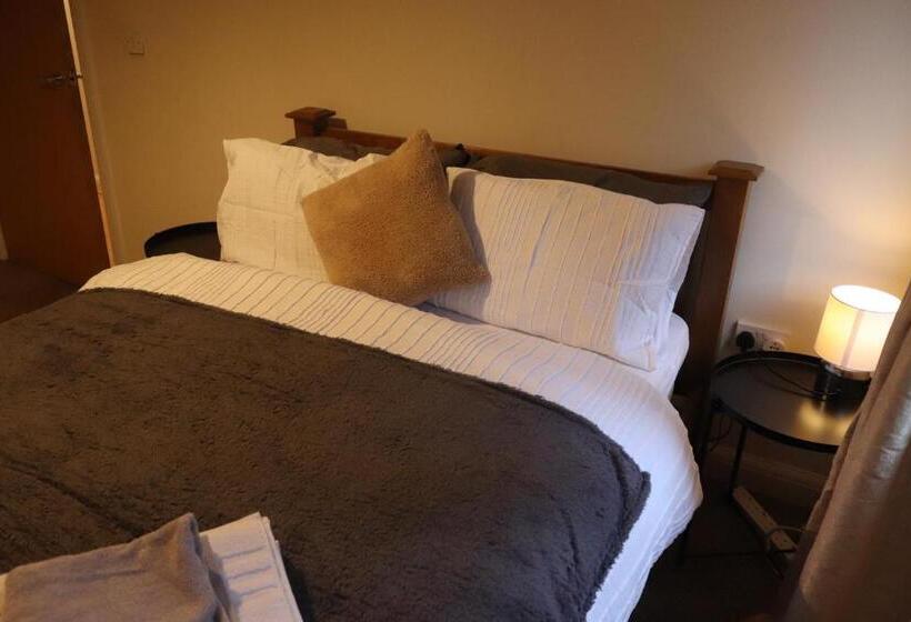 پانسیون Affordable Double Room In Central London Near Elephant And Castle Station