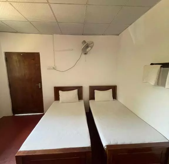 ペンション Bhawana Canal View Resort