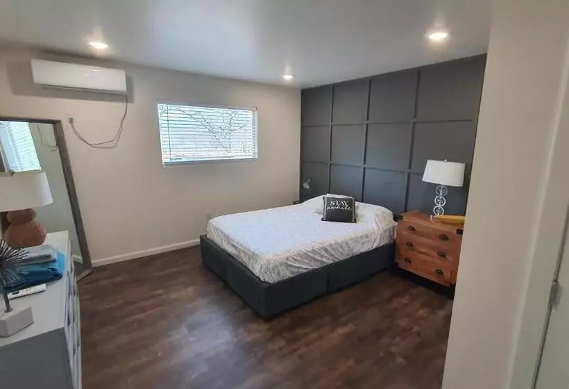 Majatalo Bigfoot Hideout