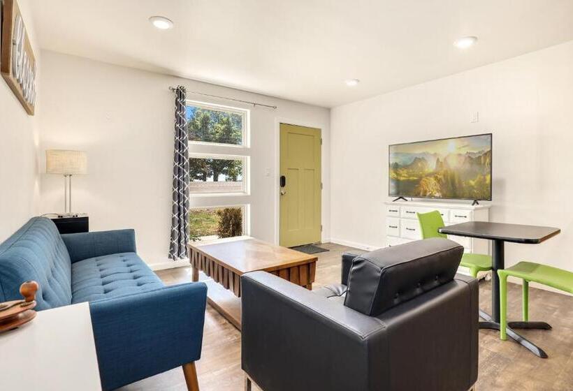 Пансион Bigfoot Hideout