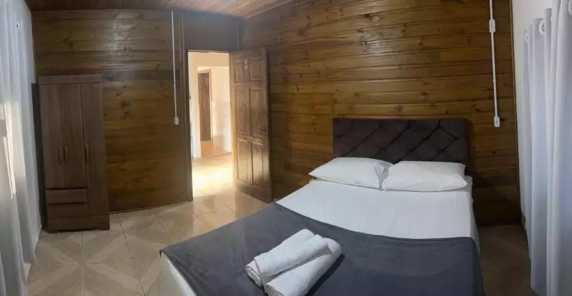 ペンション Casa Jardinada