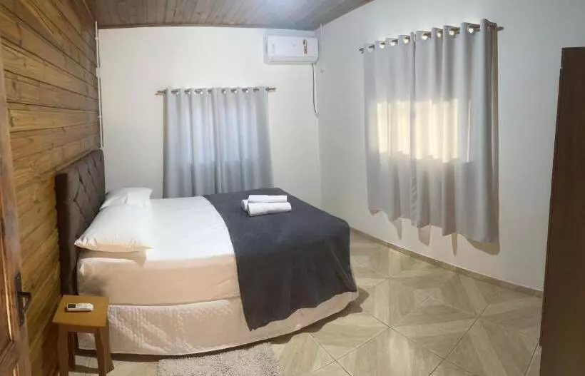 ペンション Casa Jardinada