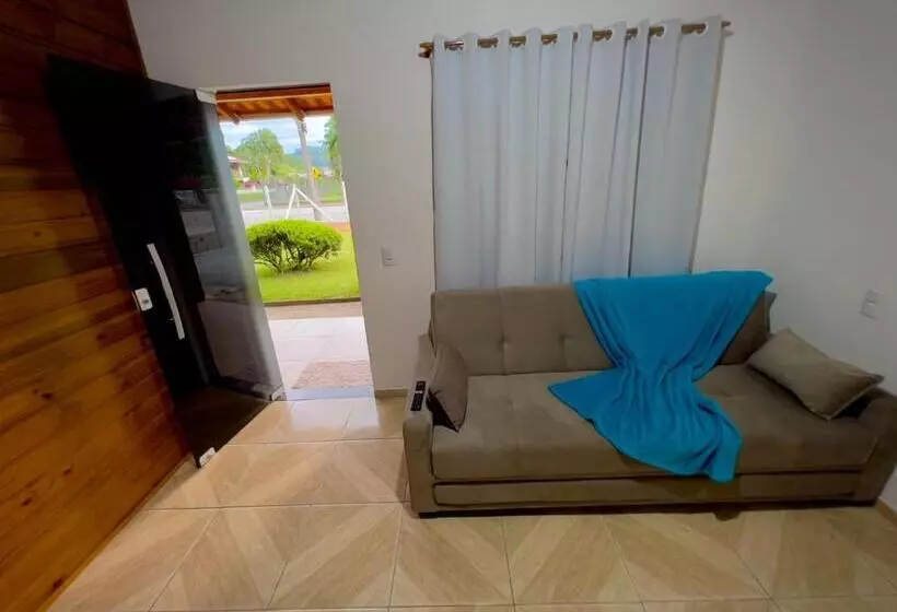 ペンション Casa Jardinada