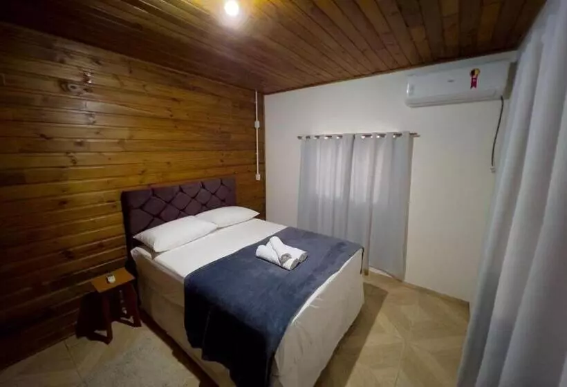 ペンション Casa Jardinada