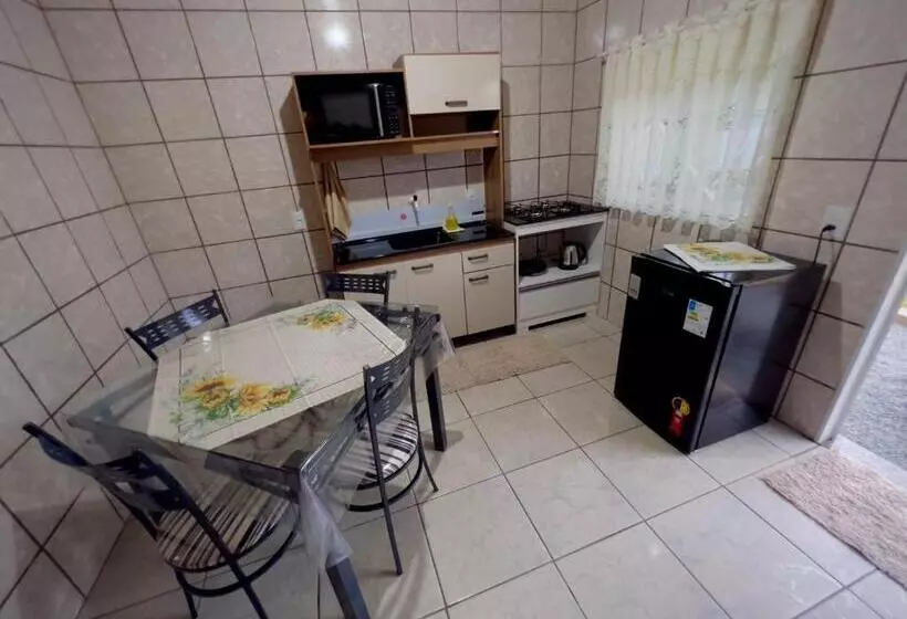 ペンション Casa Jardinada