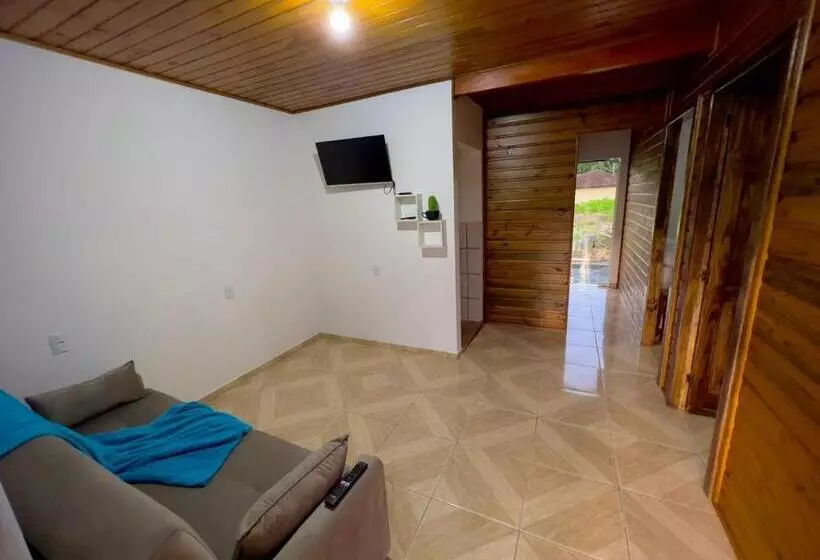 ペンション Casa Jardinada