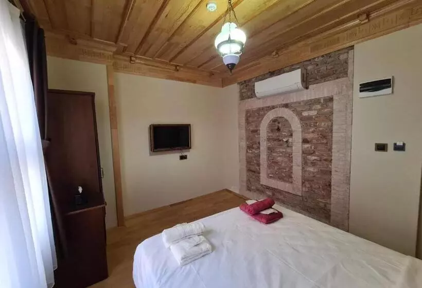 هتل Antique Pearl