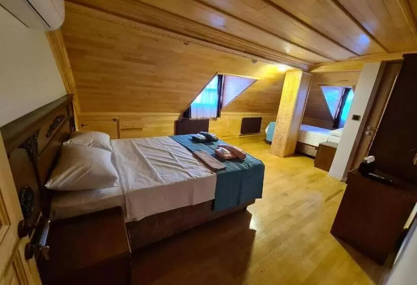 هتل Antique Pearl