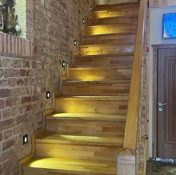 هتل Antique Pearl