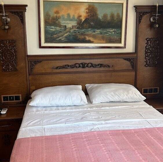 בית מלון כפרי Antique Pearl