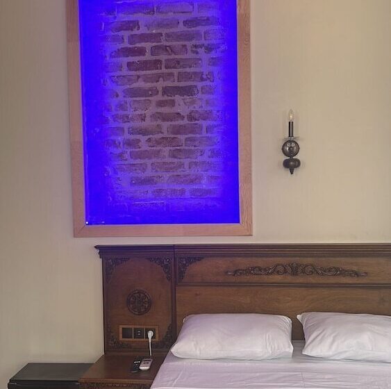 בית מלון כפרי Antique Pearl