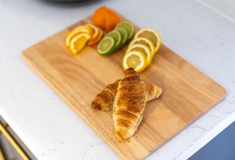 Bowles Aparthotel By Yoko Property