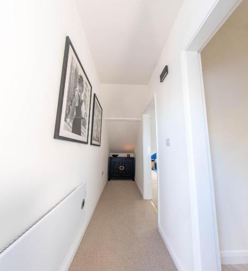 Bowles Aparthotel By Yoko Property